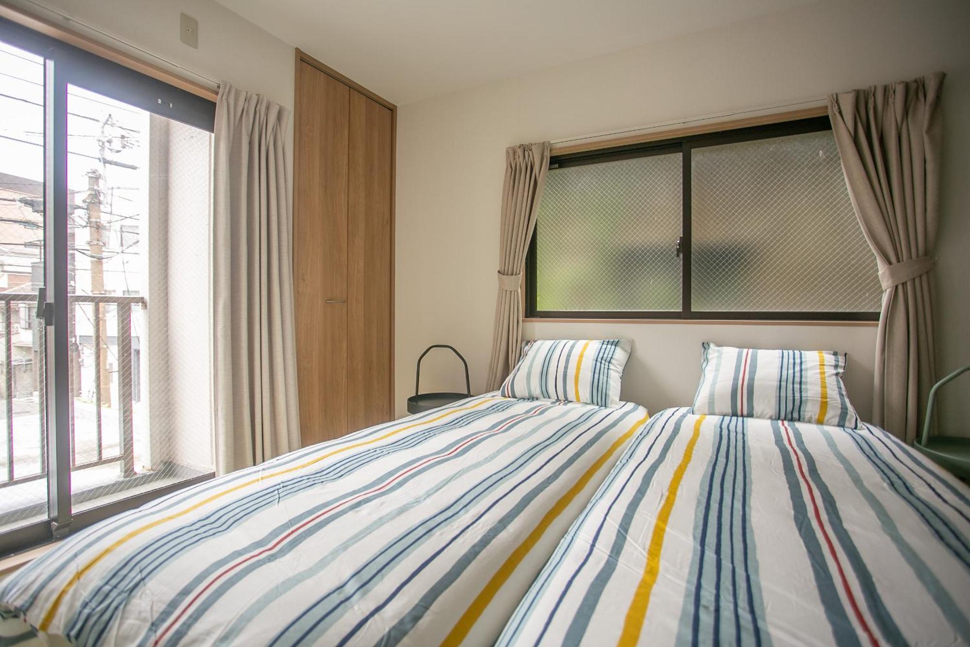 Clover Heights Osaka Bagian luar foto